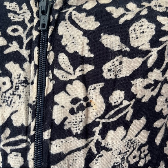 Lucca Zip-Front Romper - Picture 5 of 10